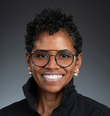 05_photo_skillsandexperience_directors_Darrian.jpg
